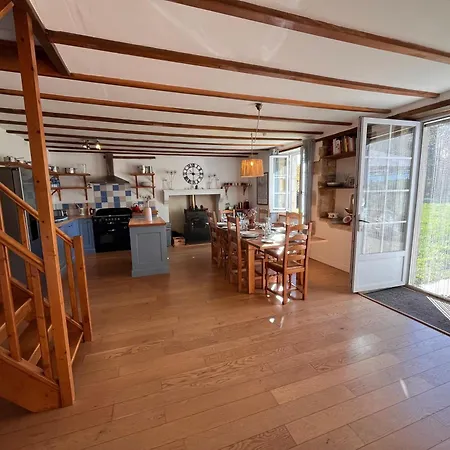 Holiday home De Nanteuil, 11 Pers, Piscine